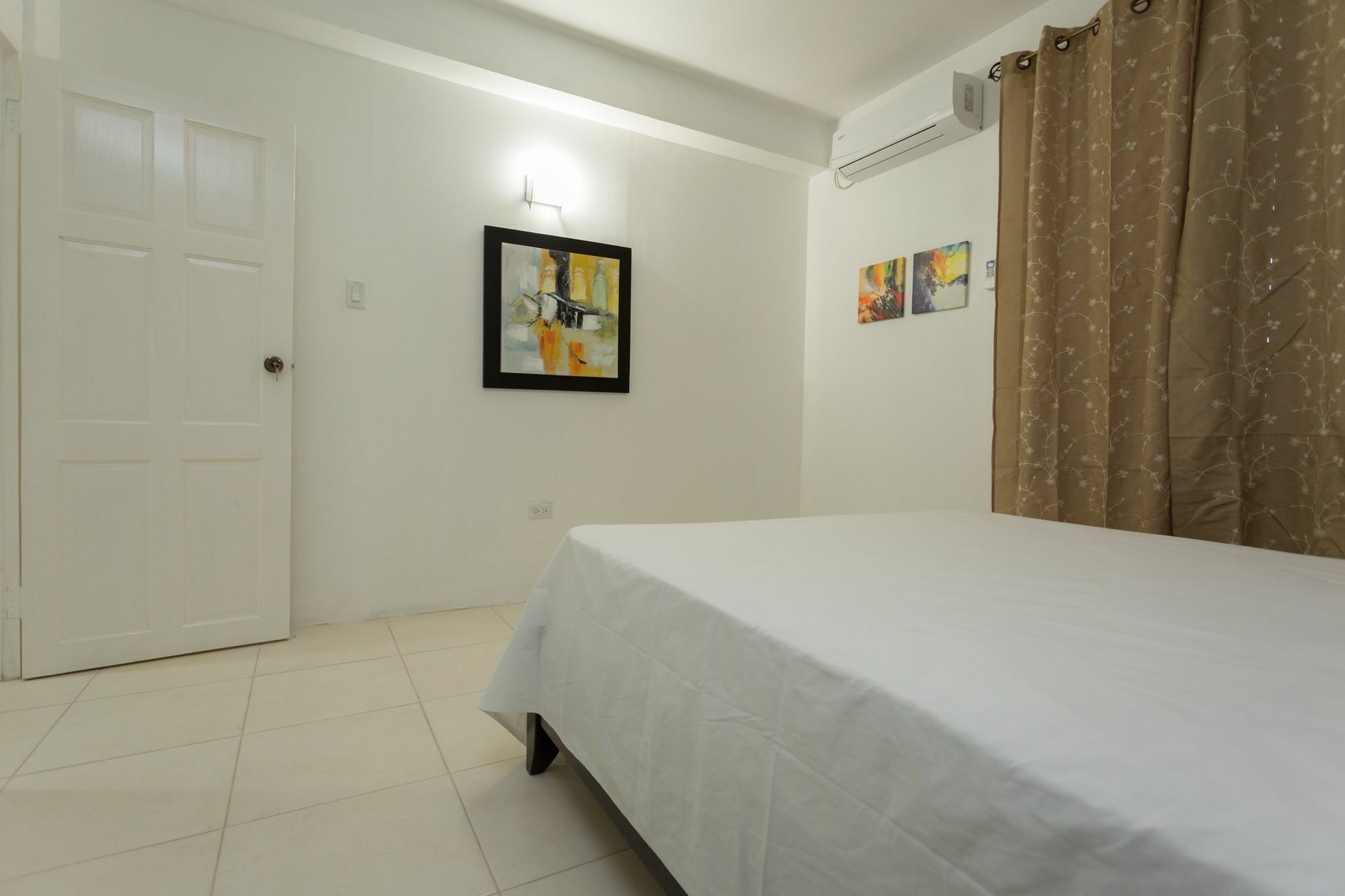 New Kingston Premium Guest Apartment Экстерьер фото